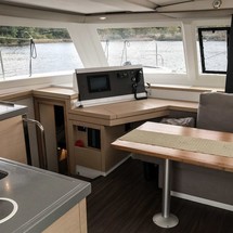 Fountaine Pajot Lucia 40