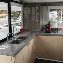 Fountaine Pajot Lucia 40
