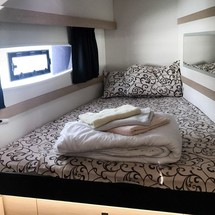 Fountaine Pajot Lucia 40