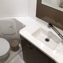 Fountaine Pajot Lucia 40