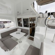 Lagoon 39