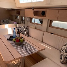 Beneteau Oceanis 51.1