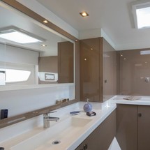 Fountaine Pajot Astréa 42