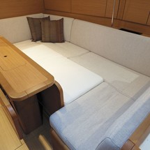 Jeanneau Sun Odyssey 379