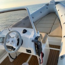 Valiant 750