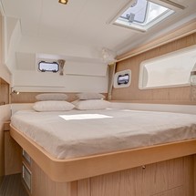 Lagoon 400 S2
