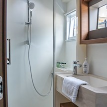 Lagoon 50