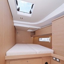 Beneteau Oceanis 51.1