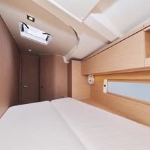 Beneteau Oceanis 51.1