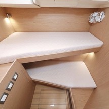Beneteau Oceanis 51.1
