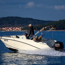 Quicksilver Activ 555 Open