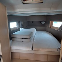 Beneteau Oceanis 38.1