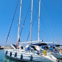Bavaria 44