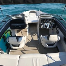 Four winns 200 horizon