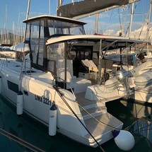 Lagoon 42