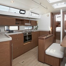 Beneteau Oceanis 46