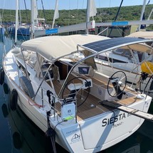 Dufour 360
