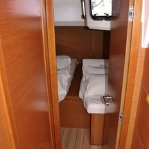 Jeanneau 54