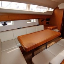 Jeanneau 54