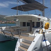 Lagoon 450 F
