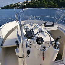 Quicksilver 635