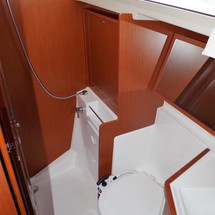 Beneteau Oceanis 41.1