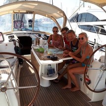 Beneteau Oceanis 40
