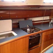Bavaria 44