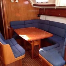 Bavaria 44