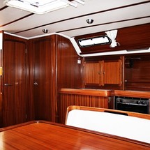 Bavaria 47