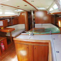 Jeanneau Sun Odyssey 43