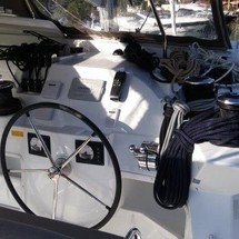Lagoon 421