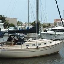 Island gypsy 32 sedan