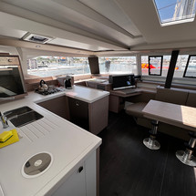 Fountaine Pajot Astréa 42