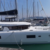 Lagoon 42