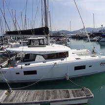 Lagoon 42