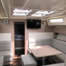 Hanse 458