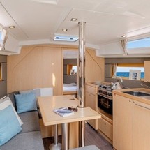 Beneteau Oceanis 35