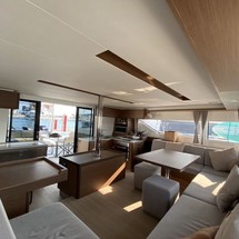 Lagoon 50