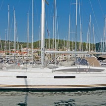 Jeanneau 53