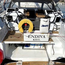 Hanse 548