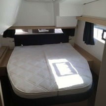 Fountaine Pajot Lucia 40