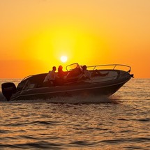 Pro-line 24 walkaround cuddy