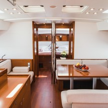 Beneteau Oceanis 55