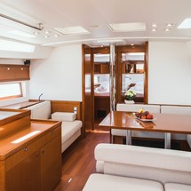 Beneteau Oceanis 55