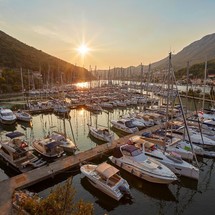 Beneteau Oceanis 48