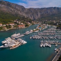 Beneteau Oceanis 48