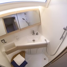 Beneteau Oceanis 46