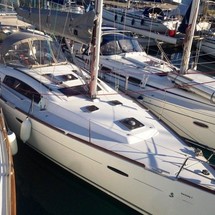 Beneteau Oceanis 43