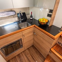 Sealine SC 35